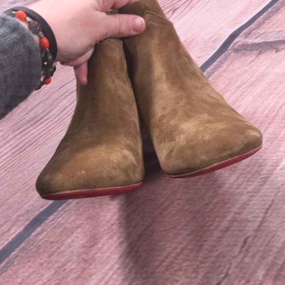 Isabel Marant Dicker Suede Ankle Boots in Tan - Picture 5 of 11